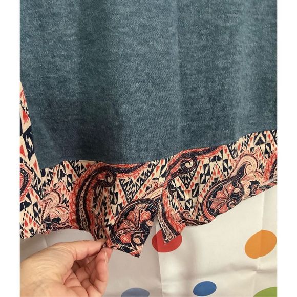 THML Size Small Sweater Top 🌷🍃 - Picture 3 of 12